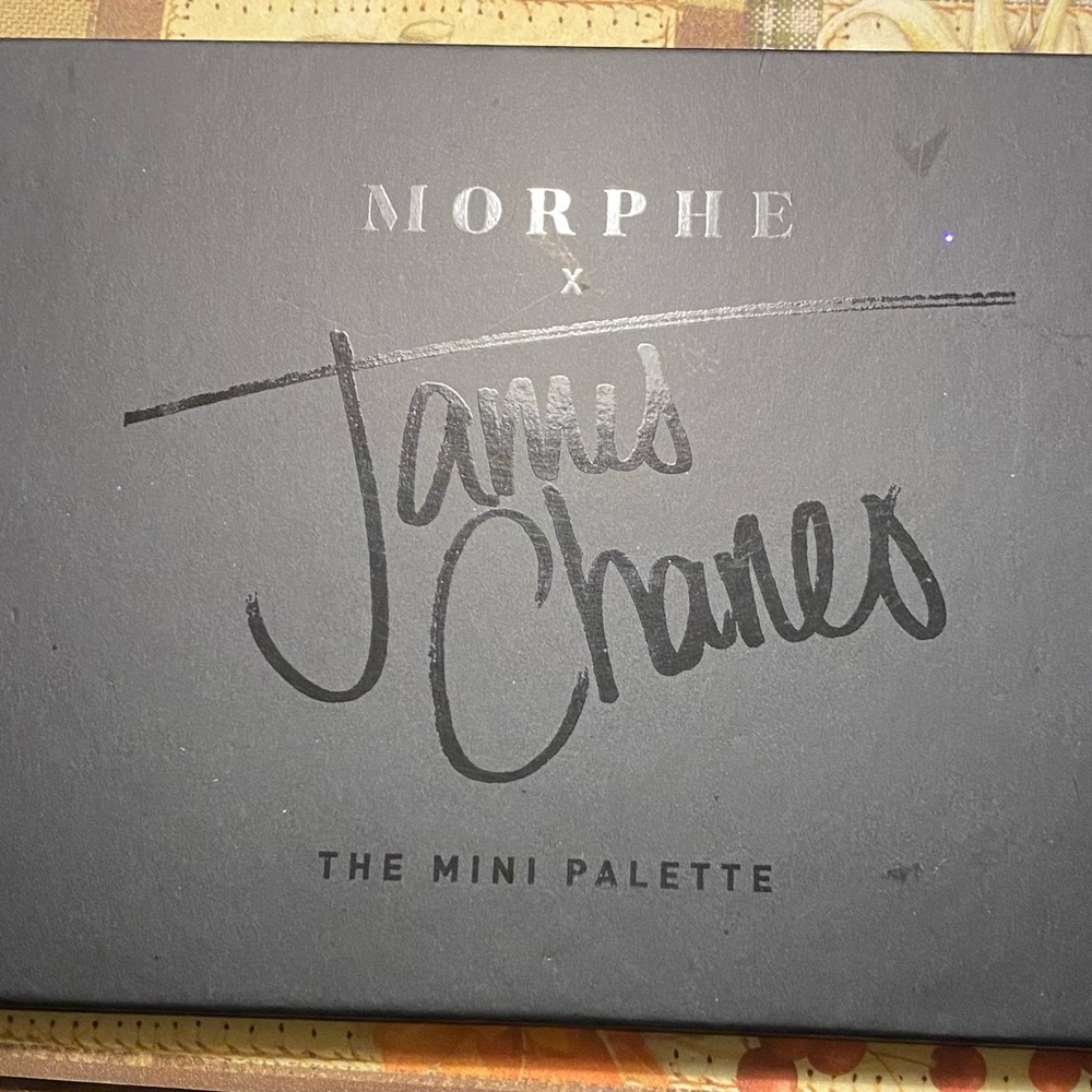James Charles Morphe Artistry Palette - Sleek Black Design